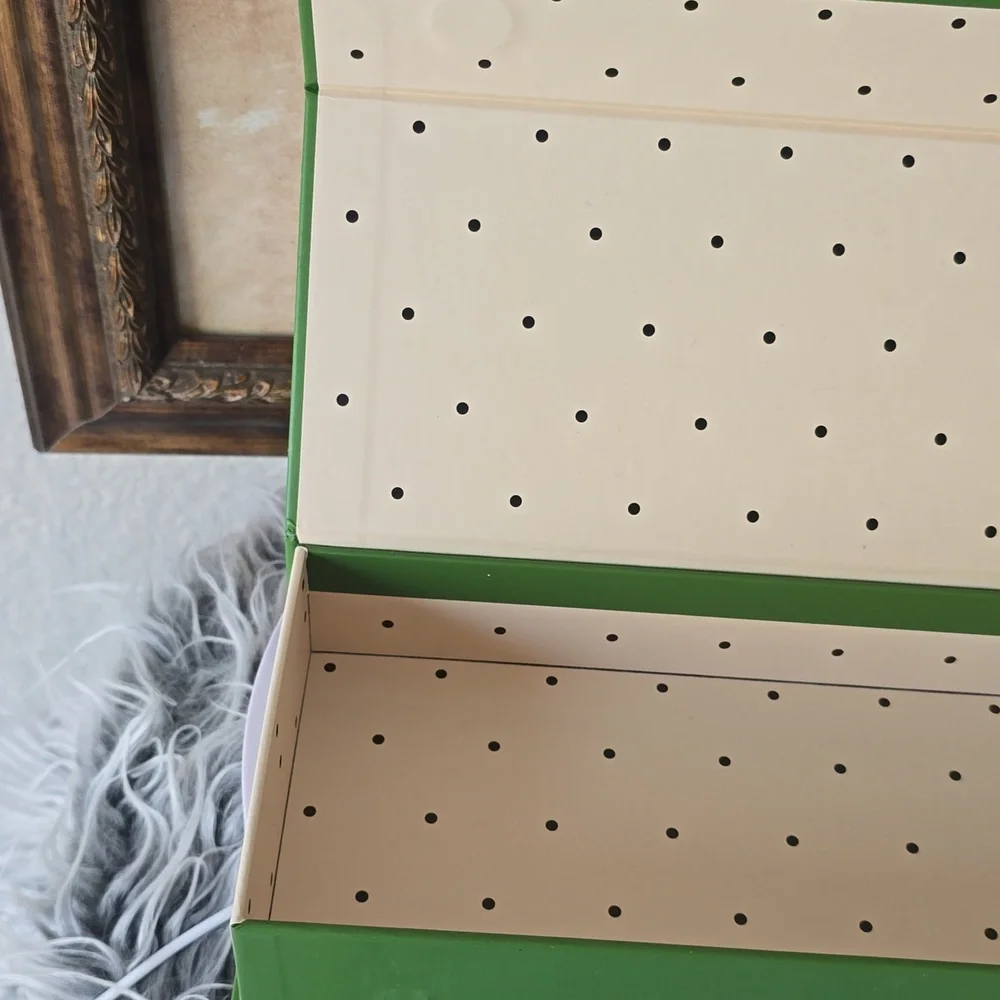 Kate Spade New York Green Empty Gift Box Magnetic Closure Jewelry Storage 10
